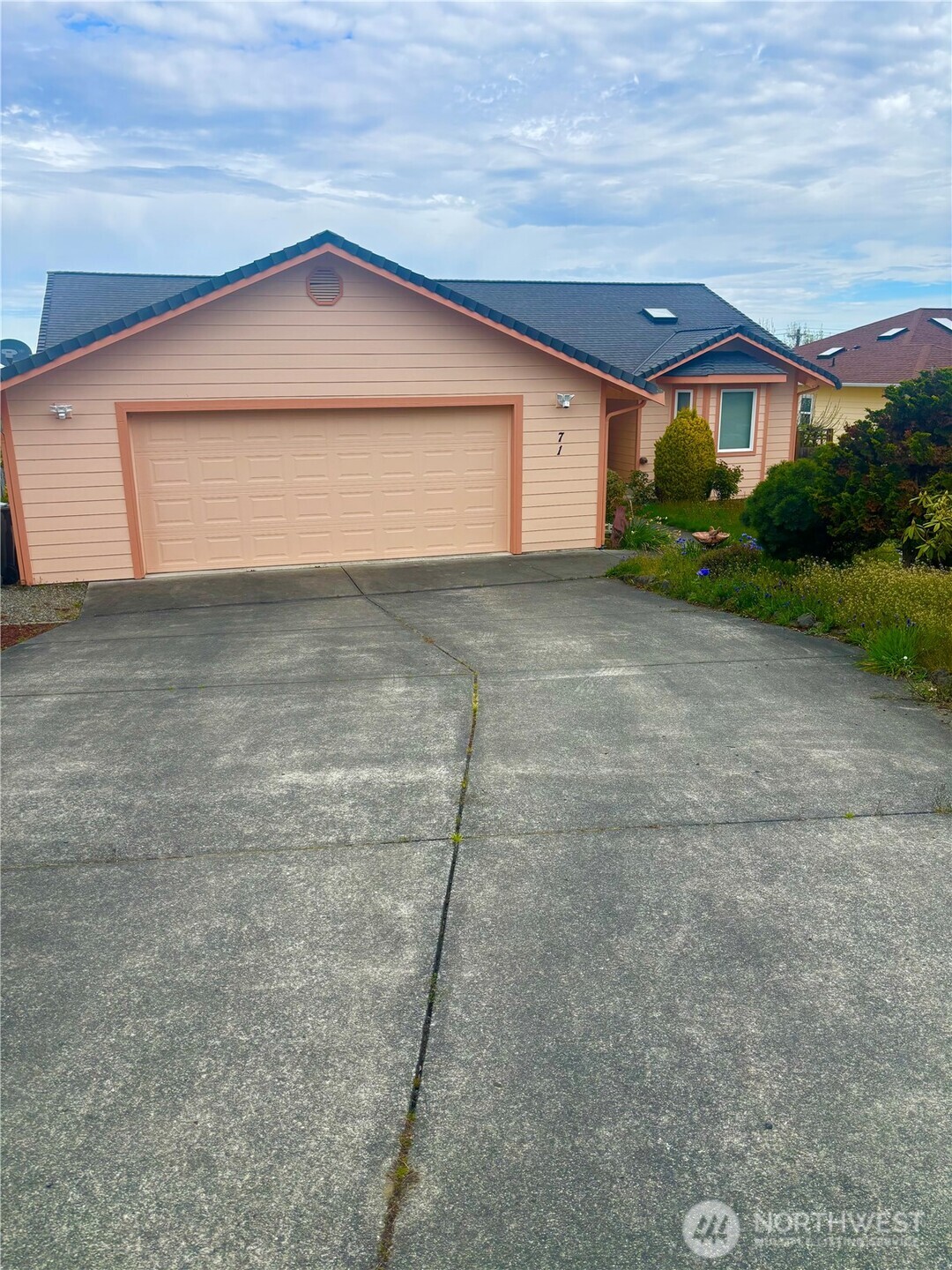 71 Onyx Sequim WA 98382