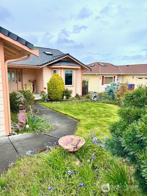 71 Onyx Sequim WA 98382