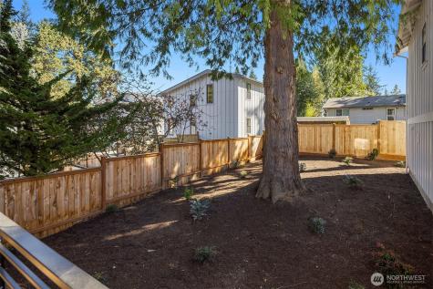 319 18th Avenue Kirkland WA 98033