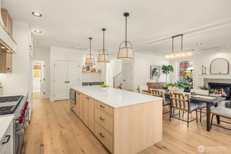 319 18th Avenue Kirkland WA 98033