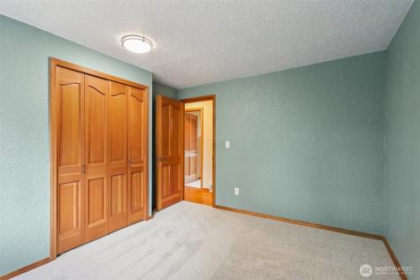 17837 Ashworth Avenue N Shoreline WA 98133