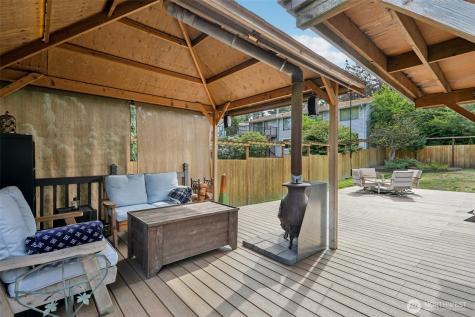 17837 Ashworth Avenue N Shoreline WA 98133