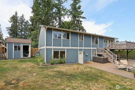 17837 Ashworth Avenue N Shoreline WA 98133