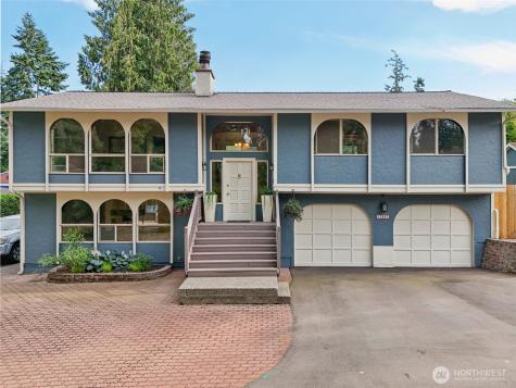 17837 Ashworth Avenue N Shoreline WA 98133