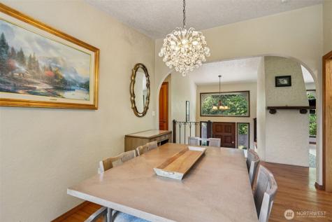17837 Ashworth Avenue N Shoreline WA 98133