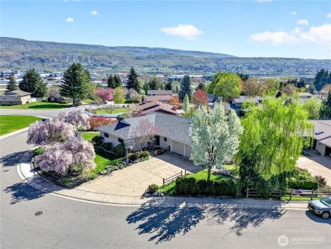 2629 Lemaister Avenue Wenatchee WA 98801