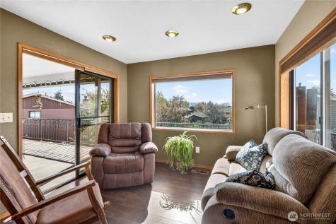 2629 Lemaister Avenue Wenatchee WA 98801