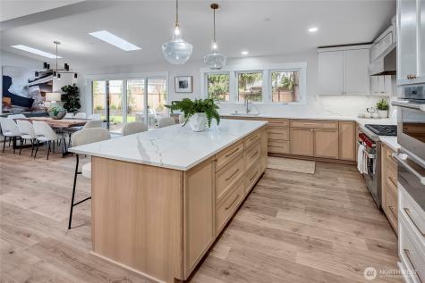 8904 SE 58th Street Mercer Island WA 98040