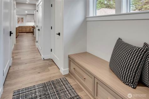 8904 SE 58th Street Mercer Island WA 98040