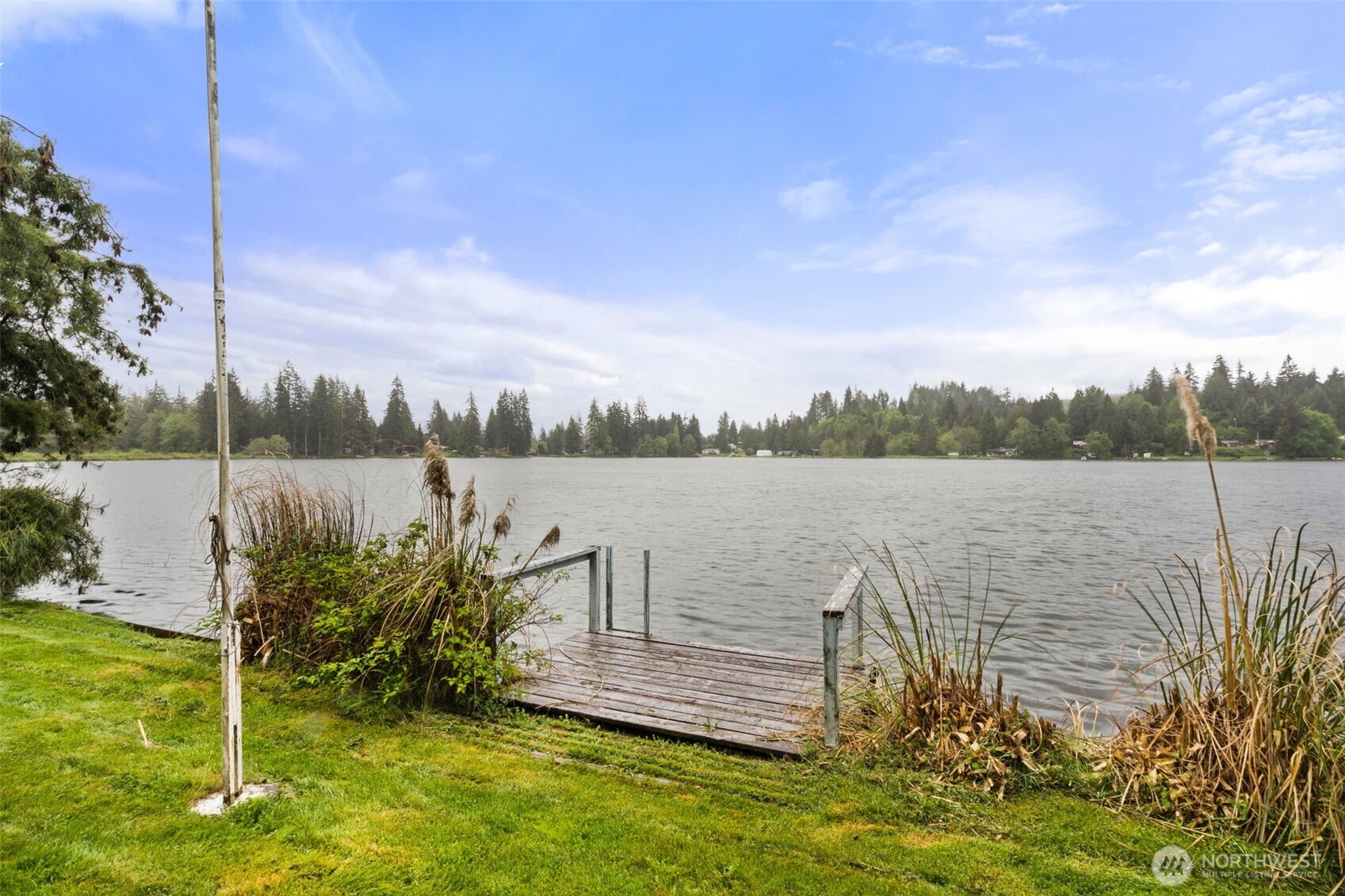 2206 W Starlake Drive Elma WA 98541