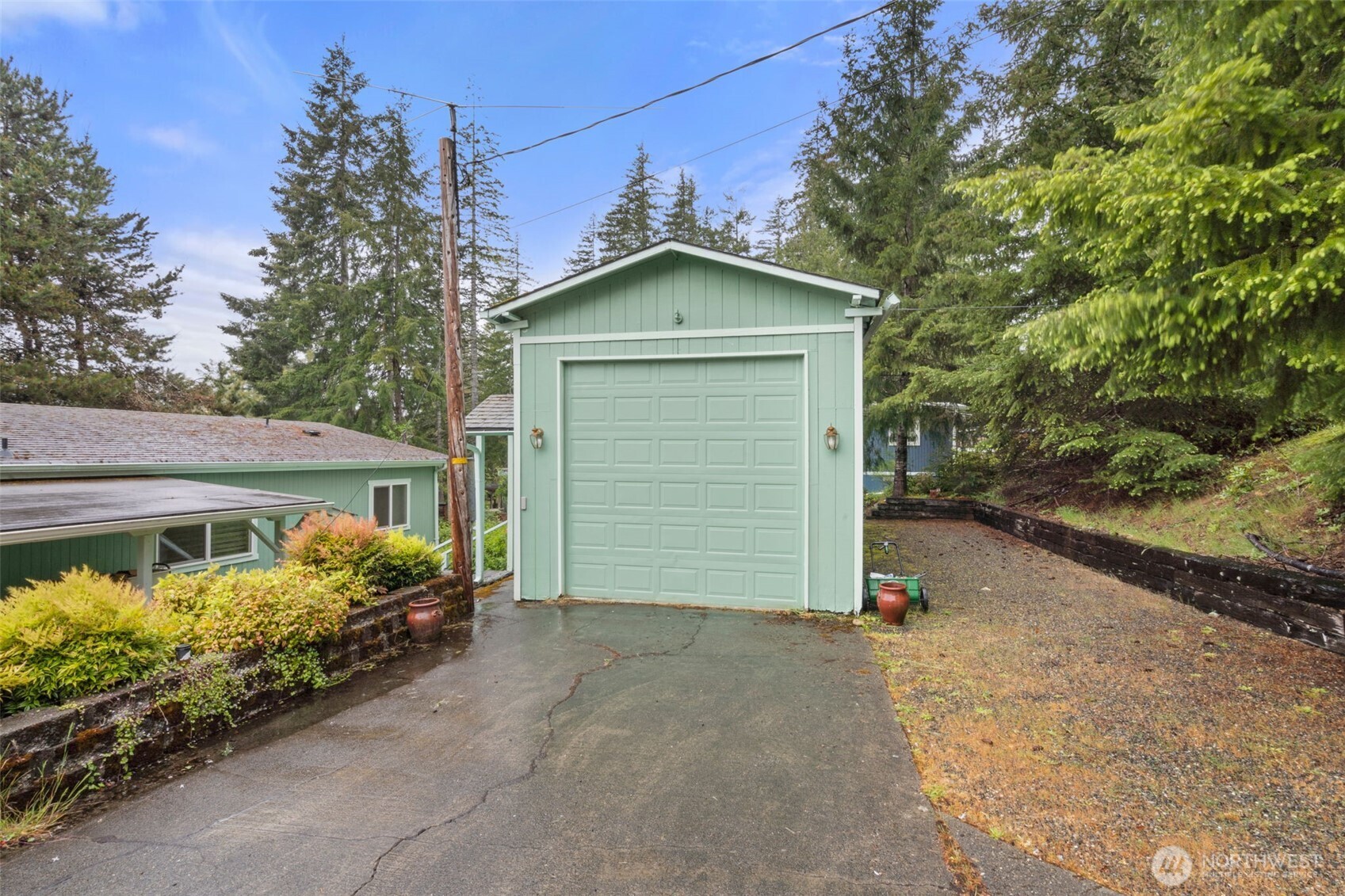 2206 W Starlake Drive Elma WA 98541