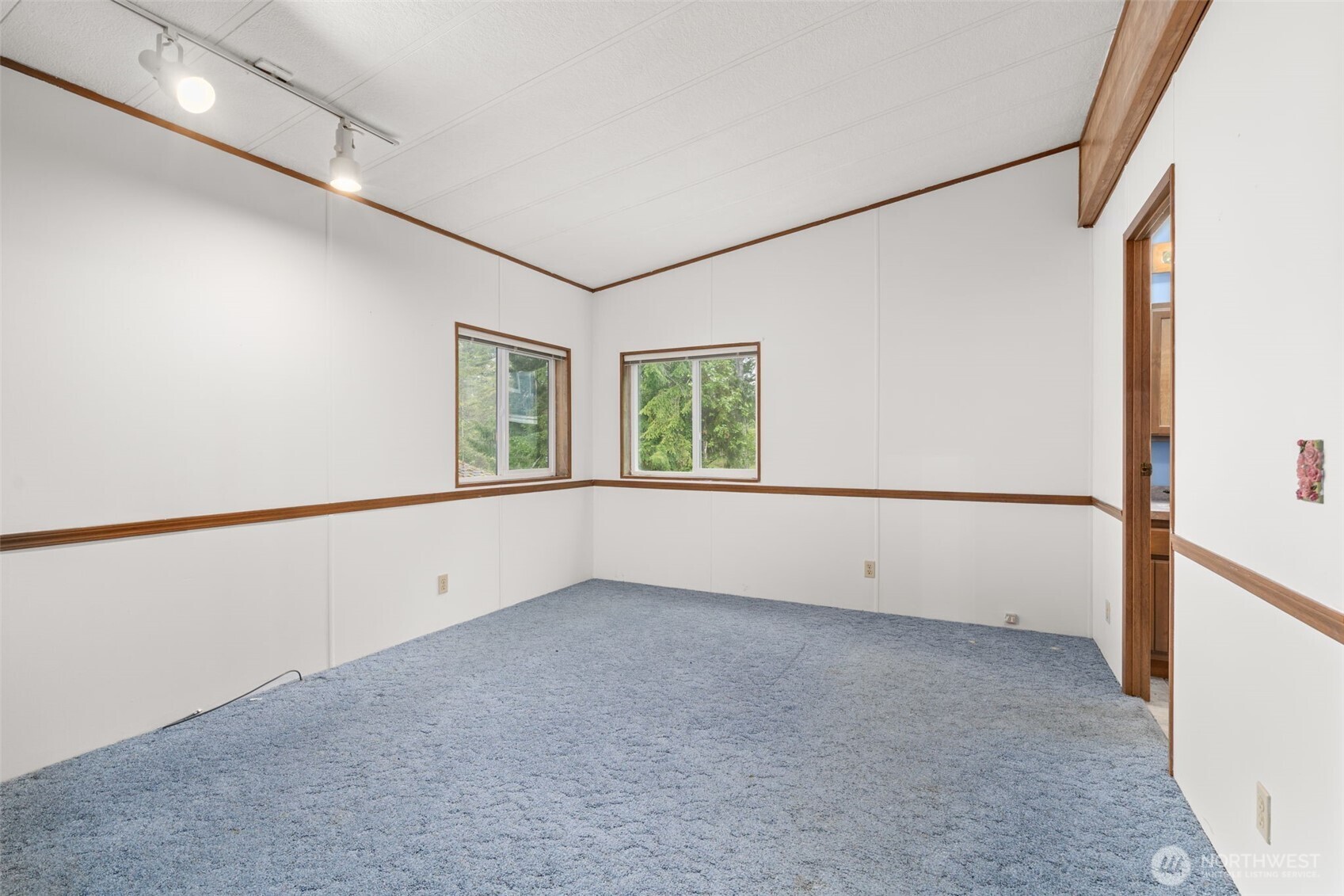 2206 W Starlake Drive Elma WA 98541