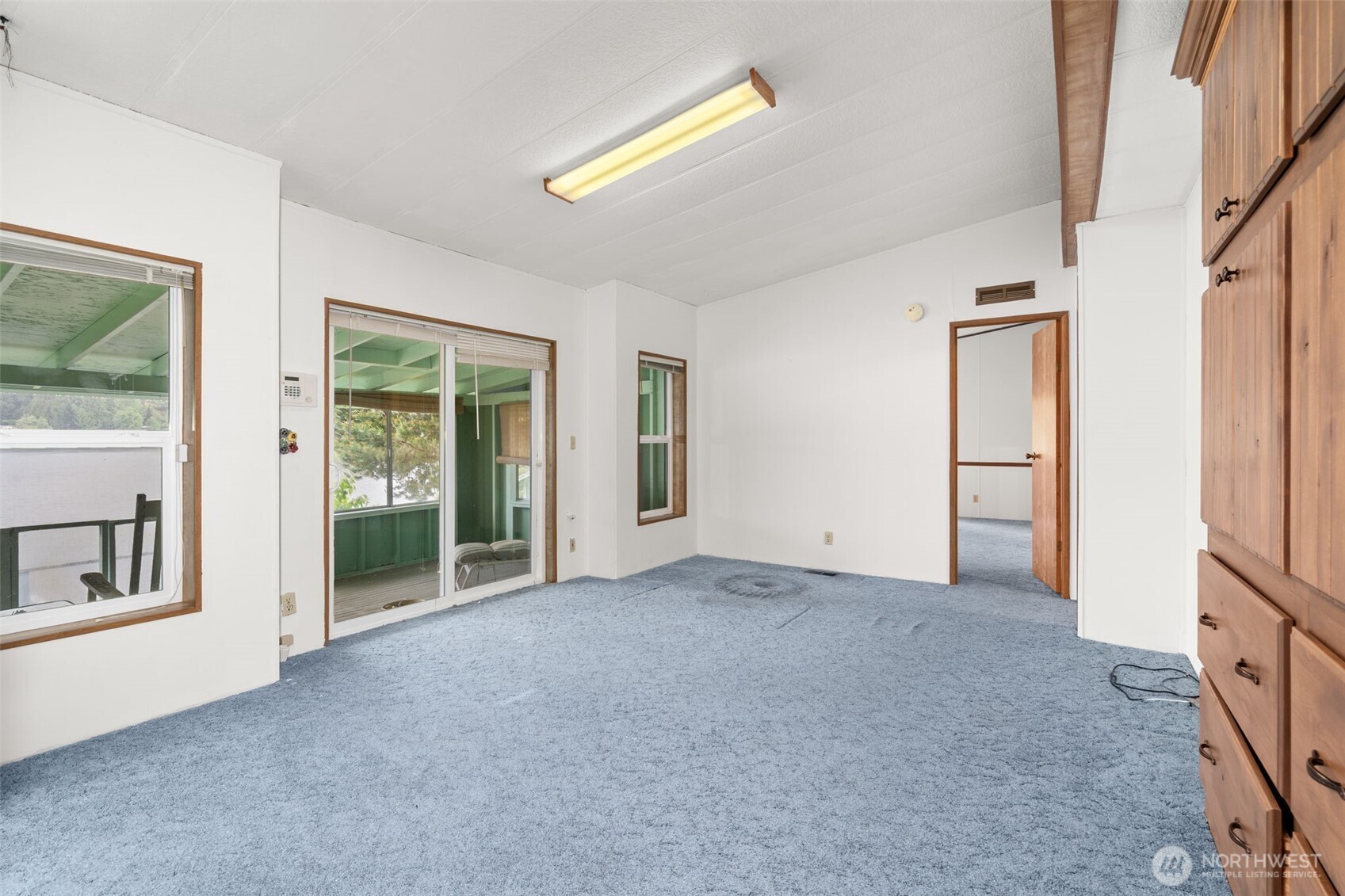 2206 W Starlake Drive Elma WA 98541