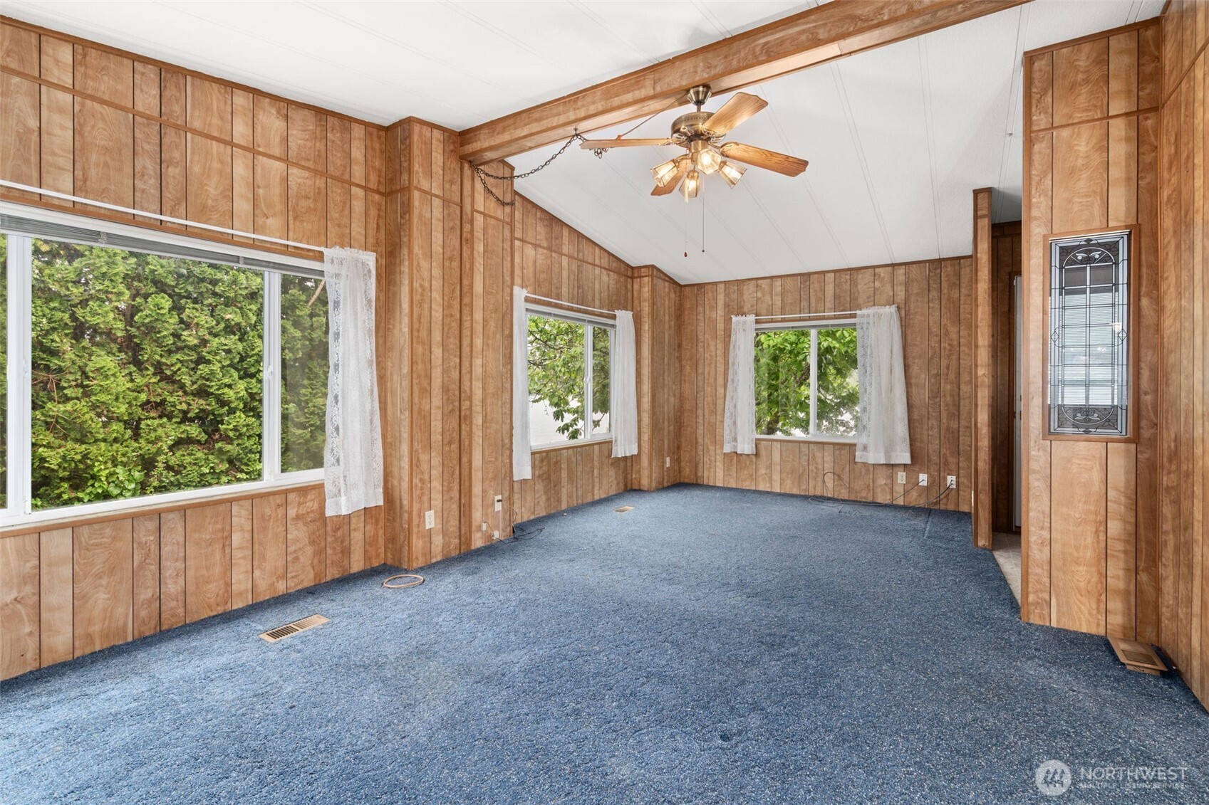 2206 W Starlake Drive Elma WA 98541