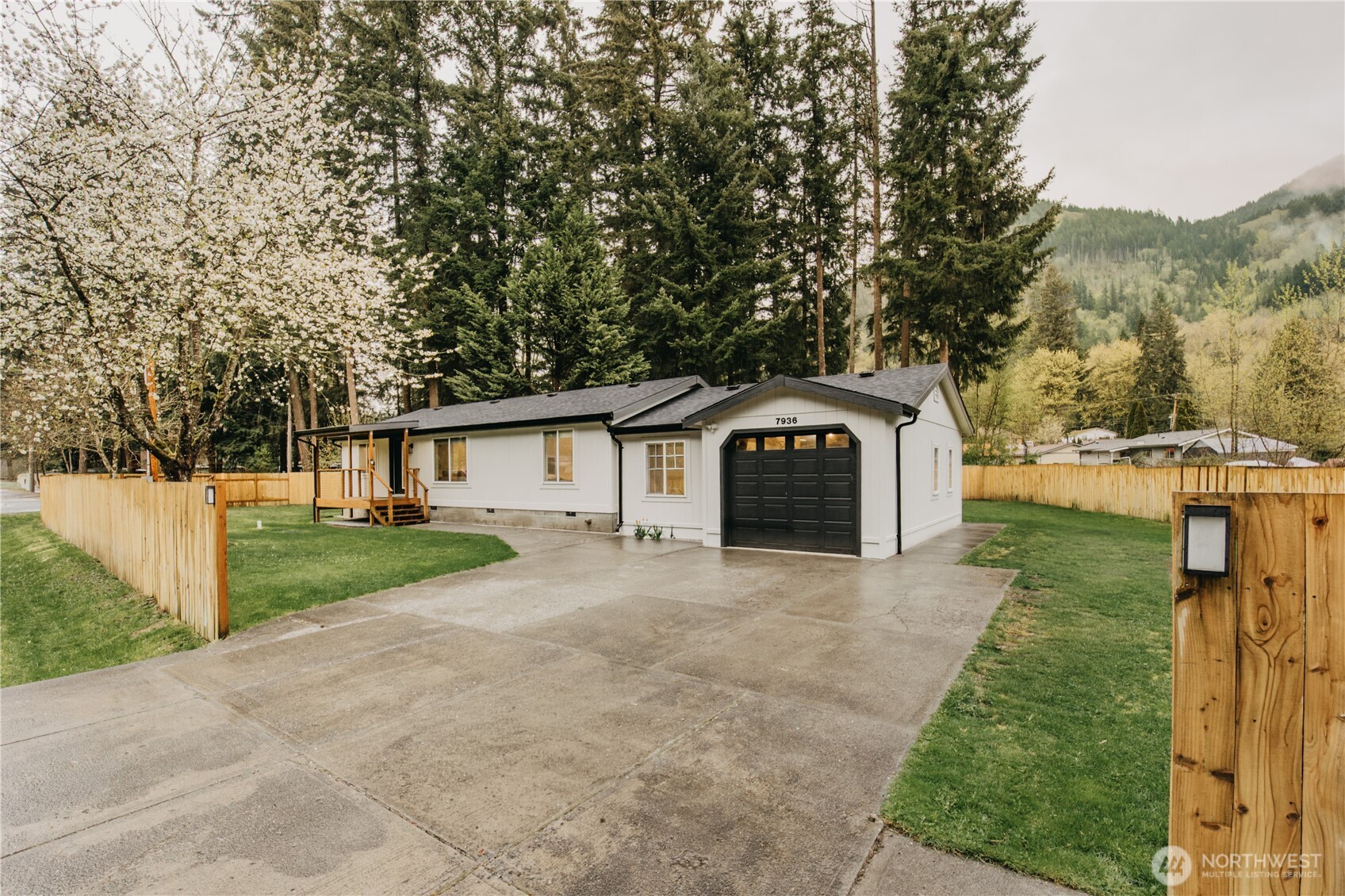 7936 Chisholm Trail Maple Falls WA 98266