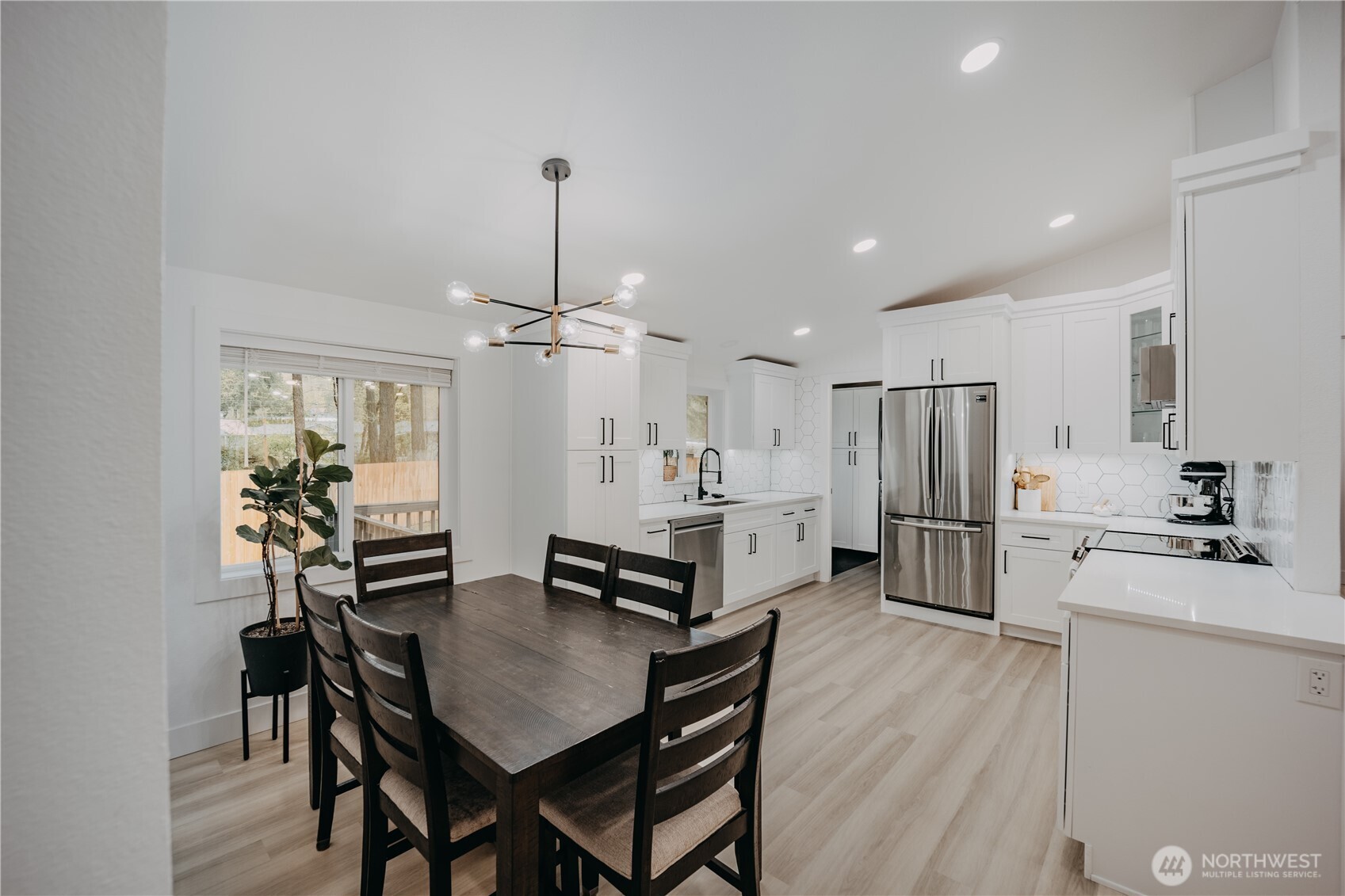 7936 Chisholm Trail Maple Falls WA 98266