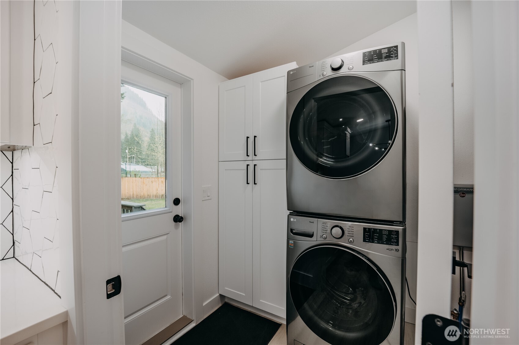 7936 Chisholm Trail Maple Falls WA 98266