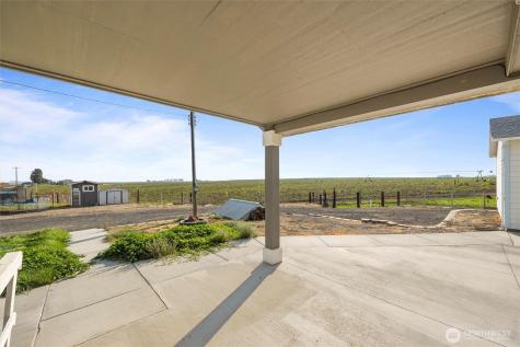 16981 SE Road 2 Moses Lake WA 98837