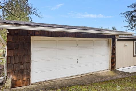 19015 16th Avenue NE Shoreline WA 98155