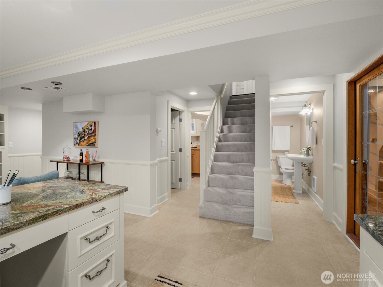 1423 Nob Hill Avenue N Seattle WA 98109