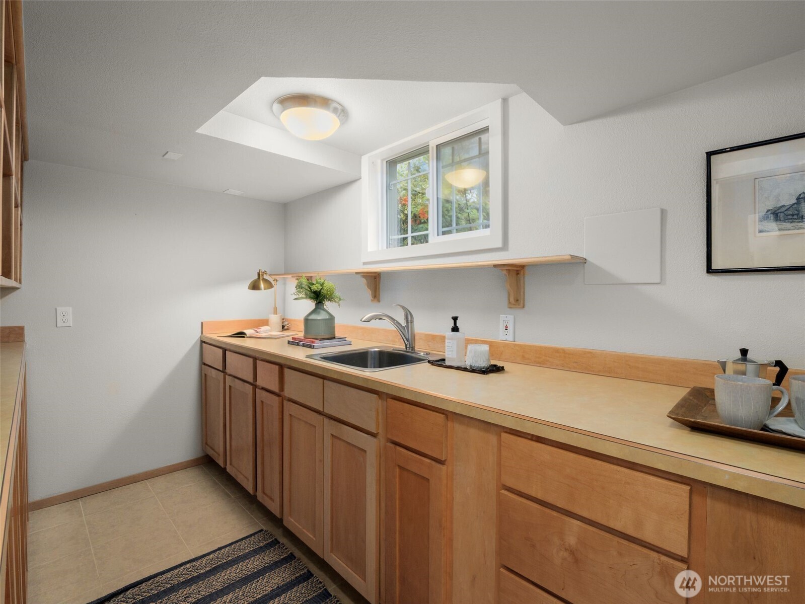1423 Nob Hill Avenue N Seattle WA 98109