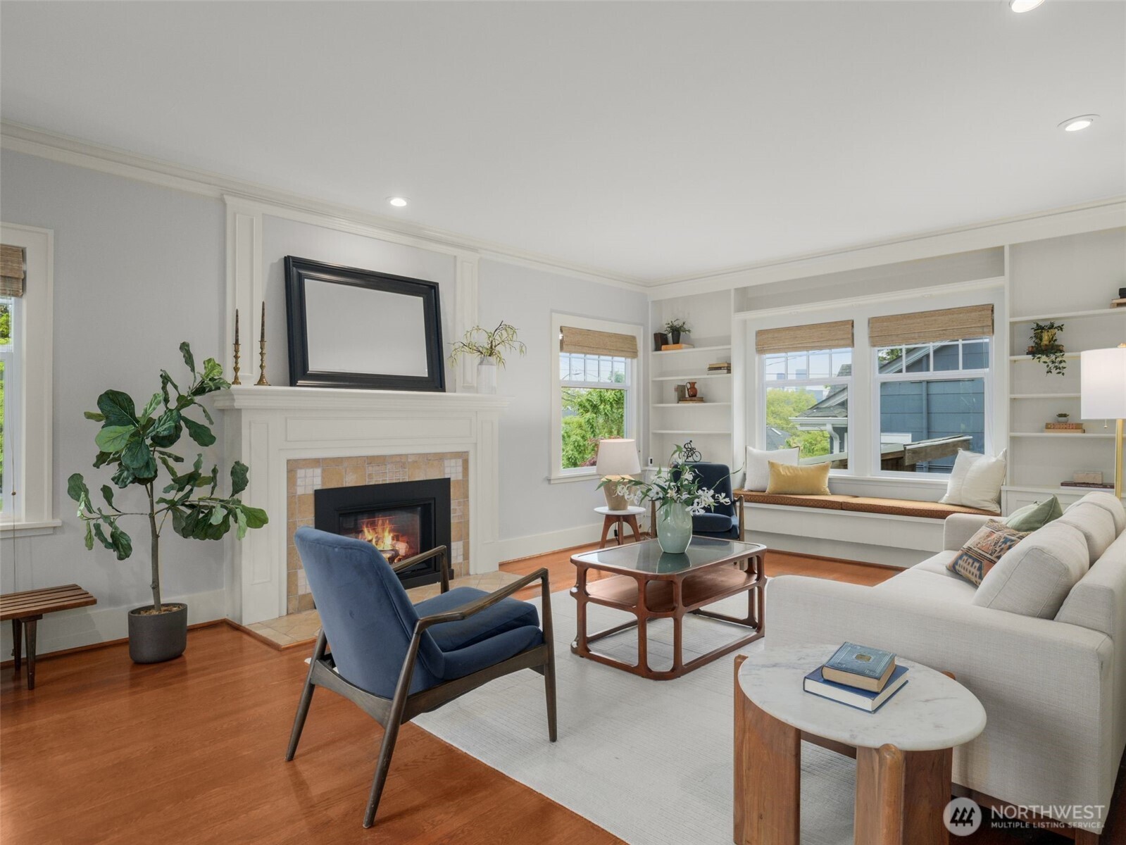 1423 Nob Hill Avenue N Seattle WA 98109