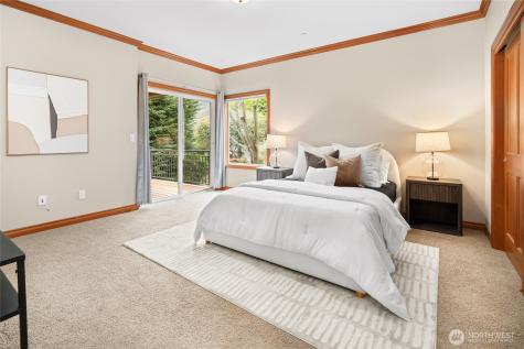 6317 NE 138th Place Kirkland WA 98034