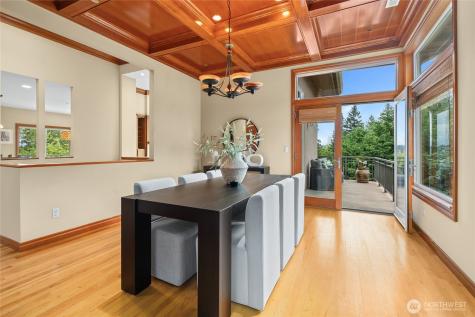 6317 NE 138th Place Kirkland WA 98034