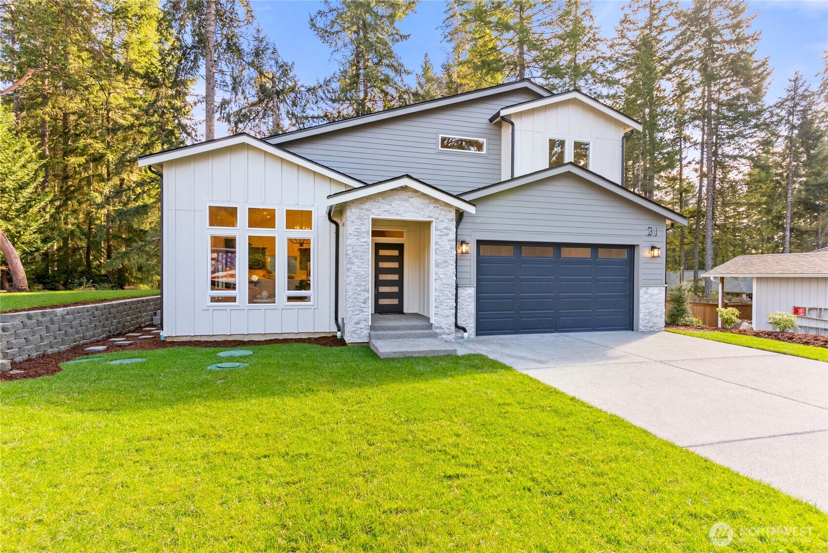 31 E Rhododendron Court Union WA 98592