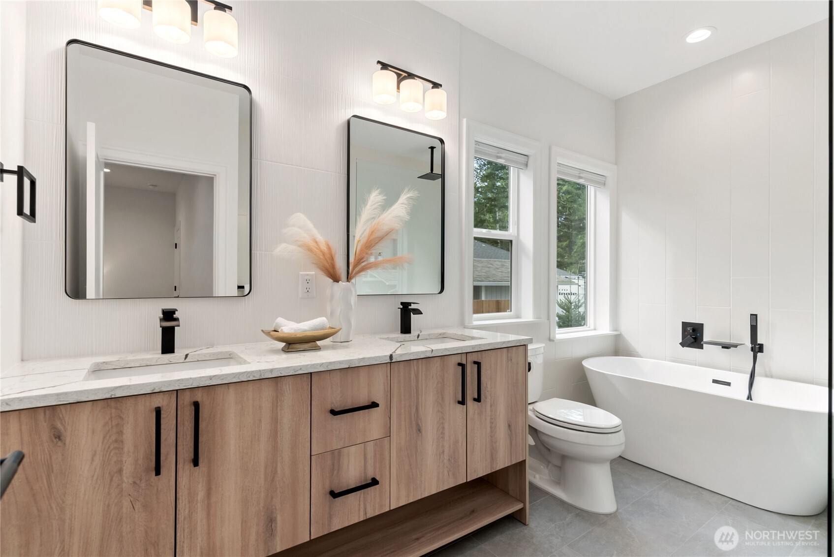 31 E Rhododendron Court Union WA 98592