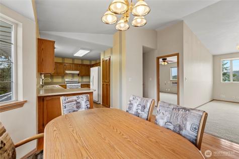 660 Cranberry Drive Oak Harbor WA 98277