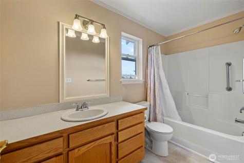 660 Cranberry Drive Oak Harbor WA 98277