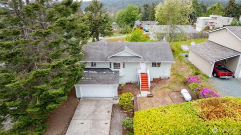660 Cranberry Drive Oak Harbor WA 98277