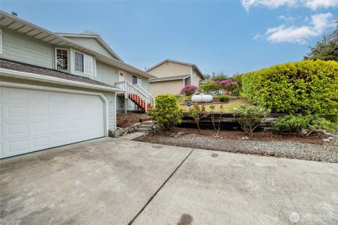 660 Cranberry Drive Oak Harbor WA 98277