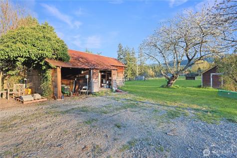 10802 Eatonville Highway E Eatonville WA 98328