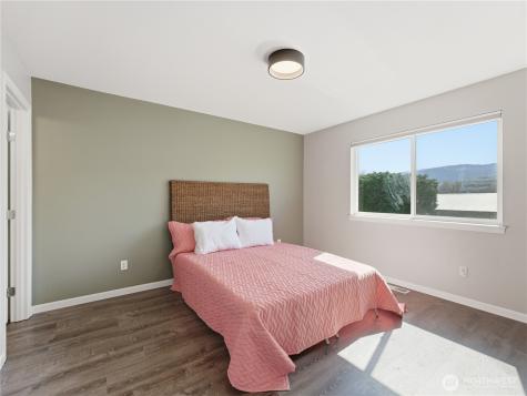 657 S Lawler Avenue East Wenatchee WA 98802