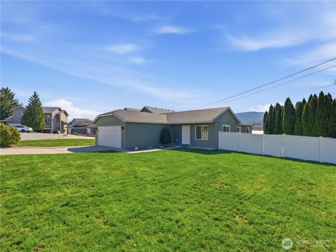 657 S Lawler Avenue East Wenatchee WA 98802