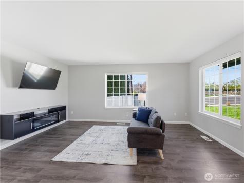 657 S Lawler Avenue East Wenatchee WA 98802