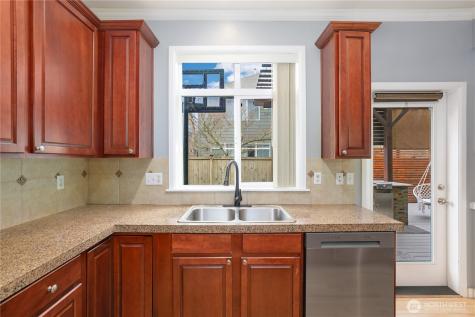 4152 65th Avenue Ct E Fife WA 98424