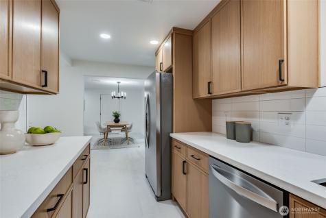 30418 12th Place SW Federal Way WA 98023