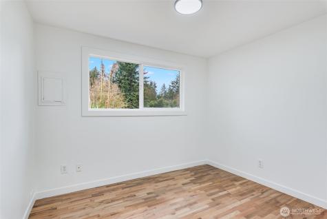 30418 12th Place SW Federal Way WA 98023