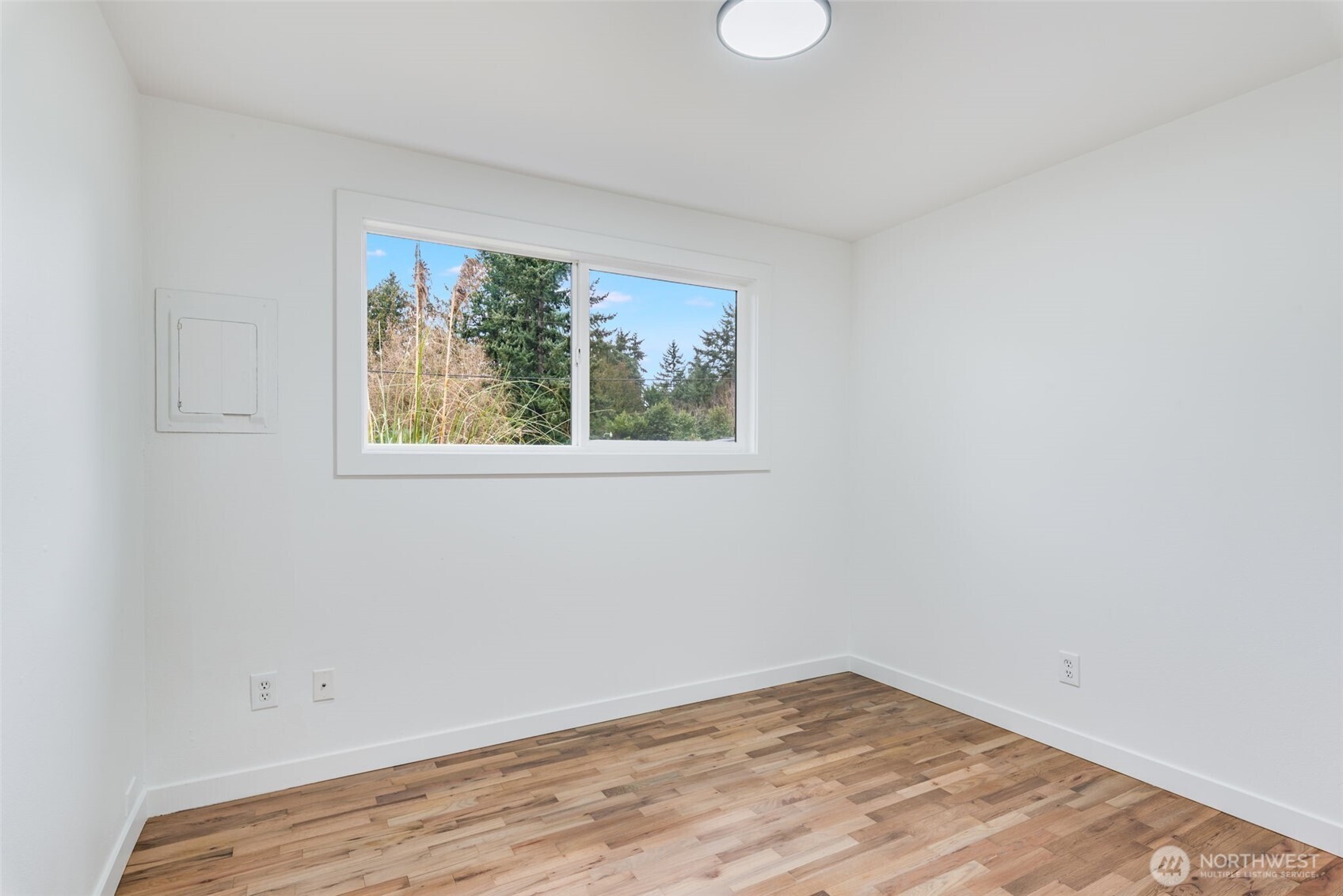 30418 12th Place SW Federal Way WA 98023
