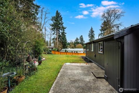 30418 12th Place SW Federal Way WA 98023