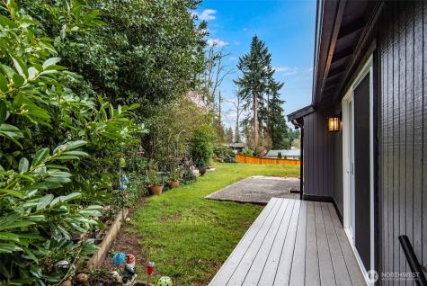30418 12th Place SW Federal Way WA 98023