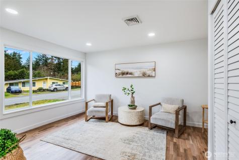 30418 12th Place SW Federal Way WA 98023
