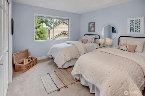 3911 240th Place SE Sammamish WA 98029