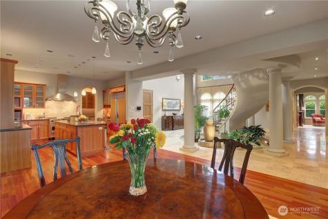 1055 91st Avenue NE Bellevue WA 98004