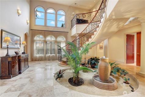 1055 91st Avenue NE Bellevue WA 98004