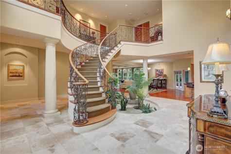 1055 91st Avenue NE Bellevue WA 98004