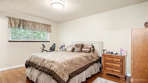 5709 N 13th Street Tacoma WA 98406